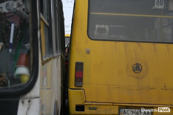 У центрі Луцька – затор. ФОТО