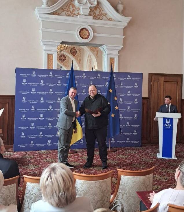 Нагородили вчителя з Волині, який розробив електронну платформу для шкільних журналів. ФОТО