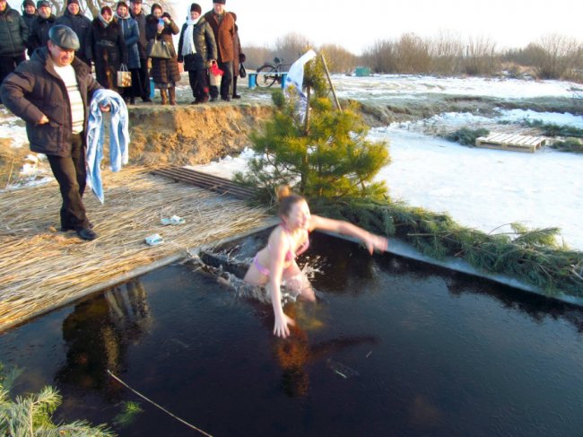 Показали, як святкували Водохреще у Старій Вижівці. ФОТО