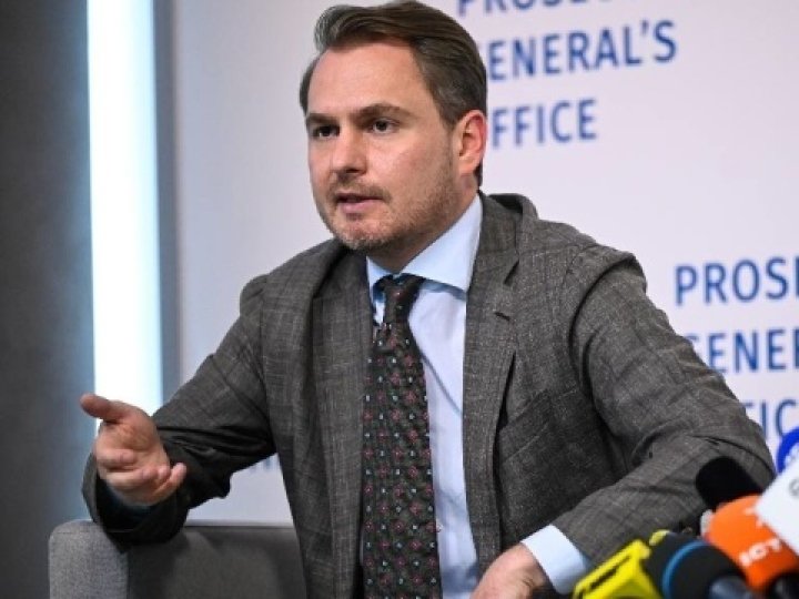 Генпрокурор Кравченко заявив, що не збирається подавати у відставку