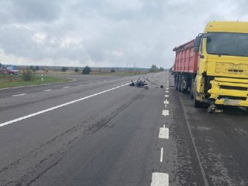 На Волині внаслідок ДТП загинув 31-річний мопедист