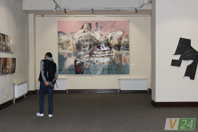 У Луцьку відкрили виставку картин Миколи Журавля. ФОТО