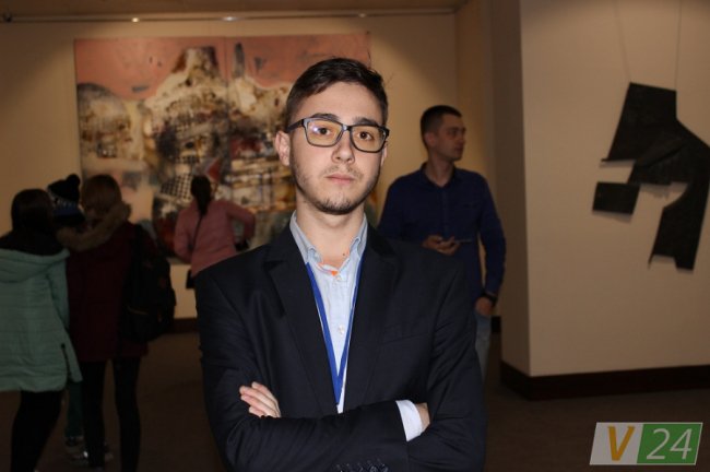 У Луцьку відкрили виставку картин Миколи Журавля. ФОТО