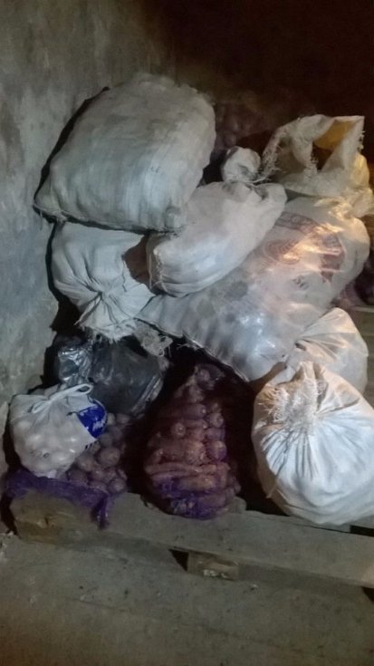 Волинські волонтери відремонтували авто для бійців