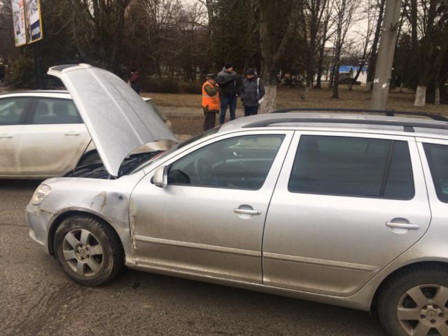 Лучанка розшукує свідків аварії