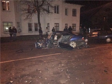 Моторошні аварії та декомунізаційний скандал. Надзвичайні новини тижня