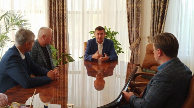 У громадах Луцького району боротимуться із зарослями борщівника