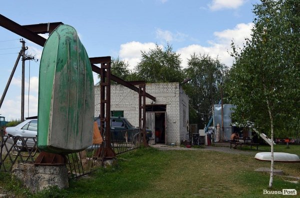 У п’ятницю, суботу й неділю – найбільший «наплив» людей. Буває, за три дні тут відпочиває до тисячі людей. А іноді навіть за один день тут буває 500-600 людей. 