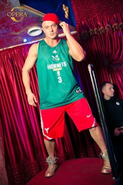 «Дєвішнік» у луцькому клубі. ФОТО