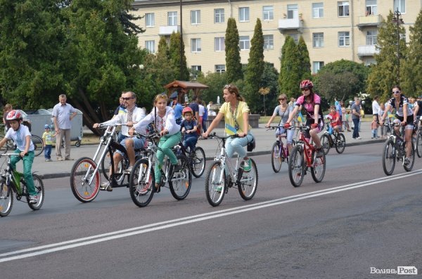 У Луцьку відбувся патріотичний велопробіг. ФОТО