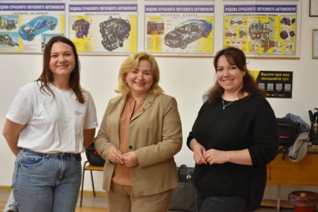 У Луцьку запустили безкоштовні курси водійок