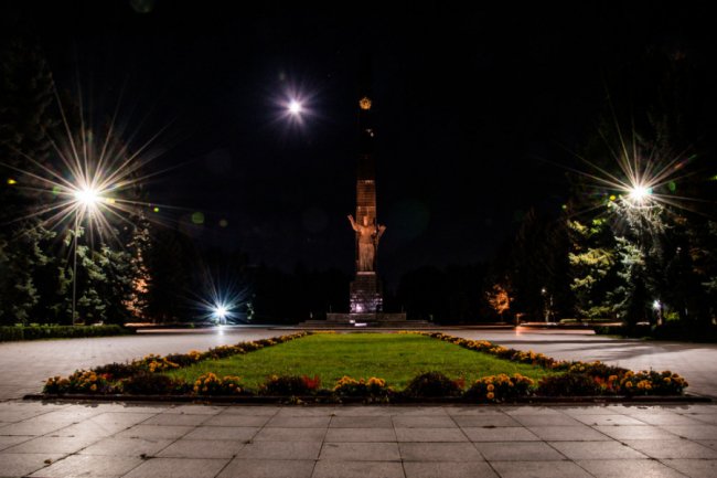 Романтика нічного Луцька: дивовижні фото