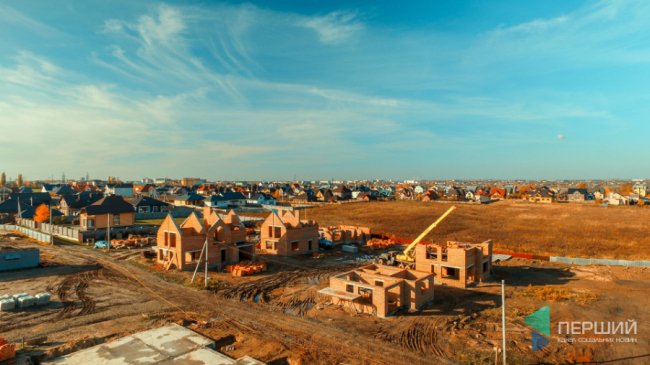 Під Луцьком можна придбати таунхауси з відтермінуванням на 3 роки. ФОТО*
