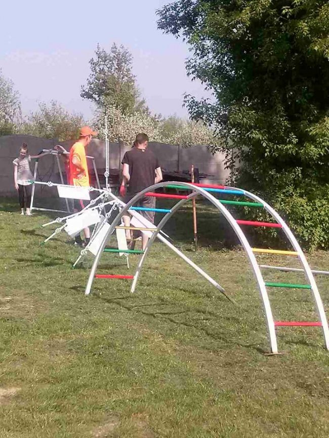 У селі під Луцьком облаштовують церковний сквер. ФОТО