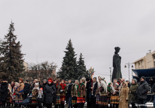У центрі Луцька – різдвяний фестиваль. ФОТОРЕПОРТАЖ