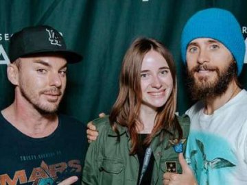 Луцька майстриня подарувала ляльку Джареду Лето