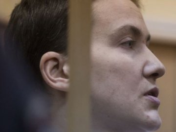 Надія Савченко «повільно помирає», - адвокат