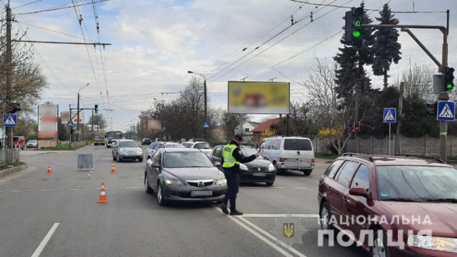 У поліції розповіли деталі аварії на Ковельській у Луцьку, де легковик збив жінку 