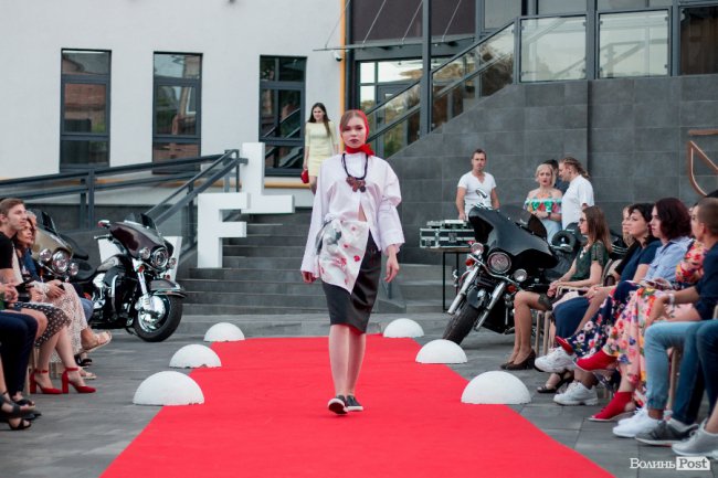 Гурт «СКАЙ», байкери та неймовірні колекції одягу: чим вражав другий день  «Lutsk Fashion Weekend»