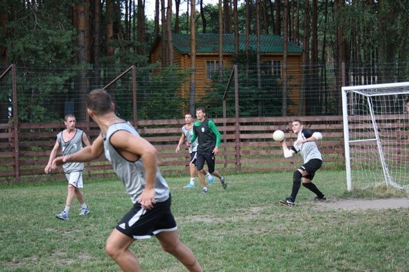 Львівський футбольний клуб тренується на Волині. ФОТО