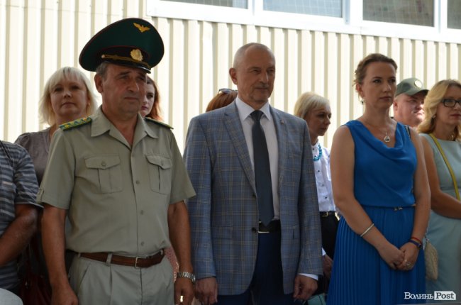 Майбутні захисники: у Луцьку для військових ліцеїстів пролунав перший дзвоник. ФОТО