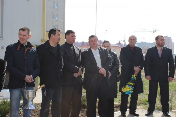 У Луцьку відкрили меморіальну дошку волинському майданівцю. ФОТО