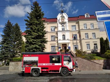 Через коротке замикання у Луцькраді – пожежа. ФОТО