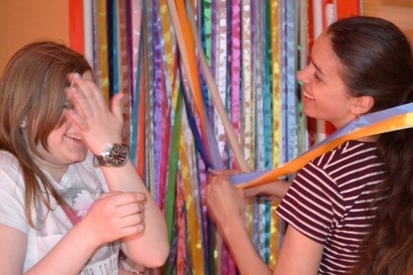 У Луцьку відкрився єдиний в Україні стрічковий лабіринт. ФОТО