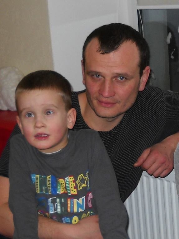 Збирають кошти пораненому на Майдані лучанину