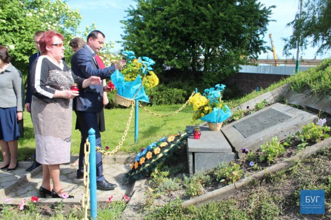 Жертв політичних репресій на Волині вшанували молитвою
