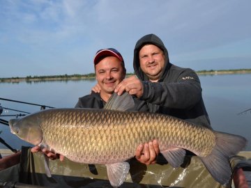 Півметрові коропи та гігантський улов: як на Волині змагалися рибалки. ФОТО