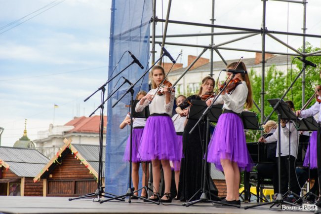 Камерна музика, танці та розваги: як у Луцьку відзначили День Європи. ФОТО