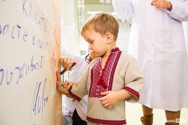 Компанія «Данон» інвестувала 200 мільйонів у виробництво дитячого молочного харчування «Тьома». ФОТО*