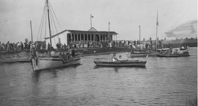 Яким був судноплавний Луцьк або історії восьми міських пристаней ХХ століття 