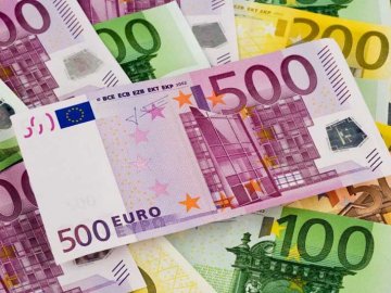 Гривню можуть прив’язати до євро замість долара