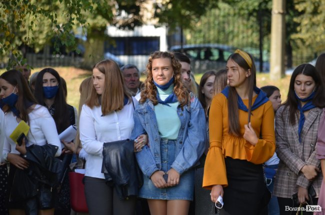  Як у луцькому «політесі» вітали першокурсників. ФОТОРЕПОРТАЖ