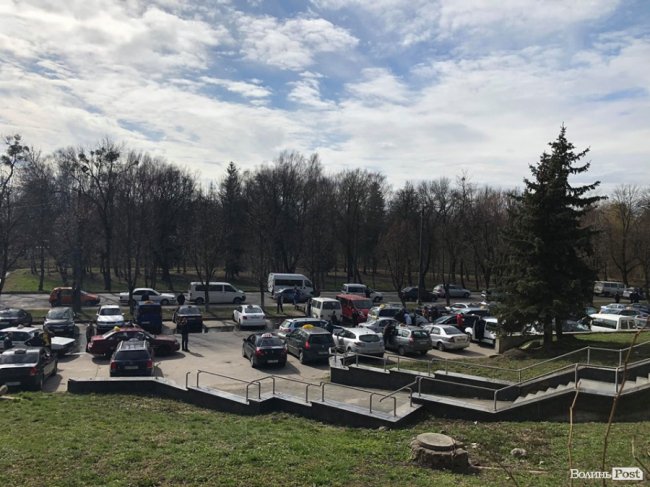 Під час карантину всі таксі Луцька їздитимуть за одним тарифом. ПЕРЕЛІК СЛУЖБ