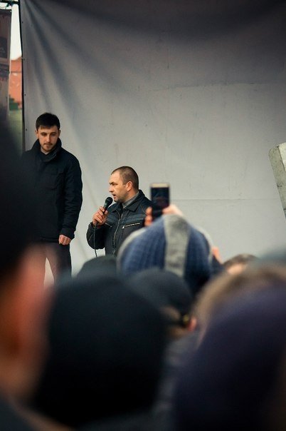 Як у Луцьку «Беркут» ставав на коліна. ФОТО