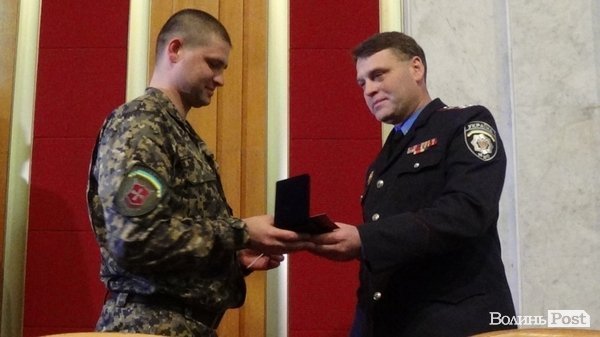 У Луцьку нагородили бійців роти «Світязь». ФОТО