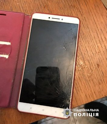 Лучанин шантажував родину столичного поліцейського «таємницями з особистого життя». ФОТО