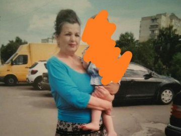 У полі під Києвом знайшли тіло гардеробниці Верховної Ради