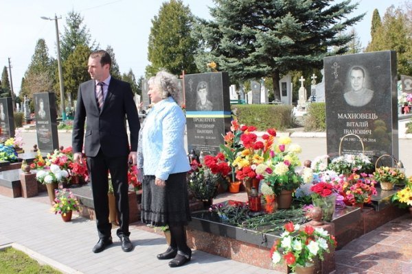 У Луцьку вшанували пам'ять загиблого під Волновахою Героя. ФОТО