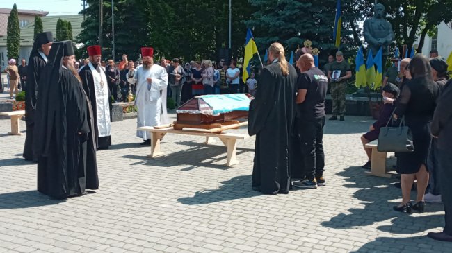 На Волині попрощалися з Героєм Романом Прокопчуком