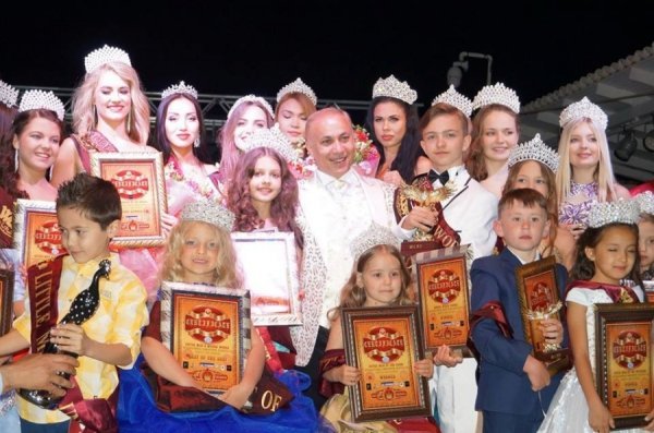 Маленька лучанка стала «Міні-Міс світу». ФОТО