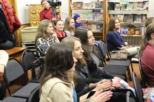 У Луцьку виступав кобзар. ФОТО