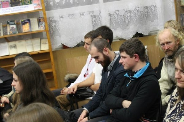 У Луцьку виступав кобзар. ФОТО