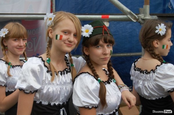 У Луцьку відгуляли шкільне «Євробачення»