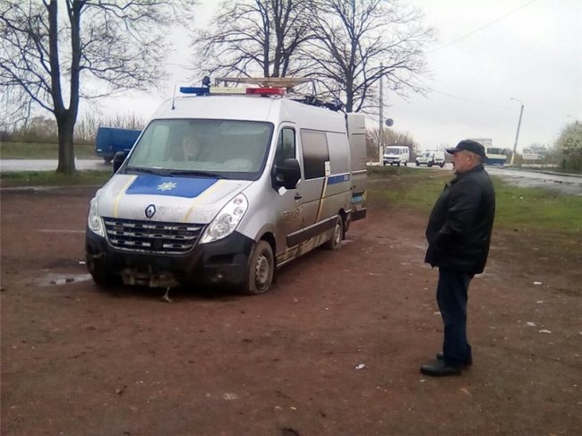 На Волині в аварію втрапив поліцейський бус, – ЗМІ. ФОТО. ВІДЕО