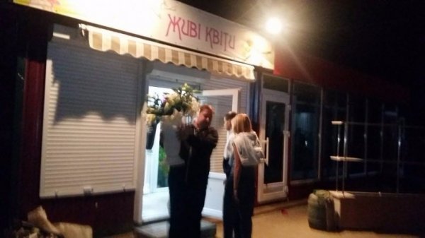 Луцькі муніципалі вночі демонтували кілька кіосків