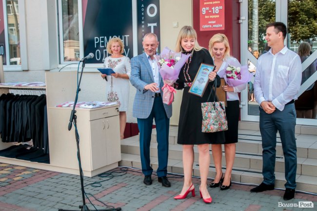 Діти загиблих воїнів отримали вишивані подарунки. ФОТО